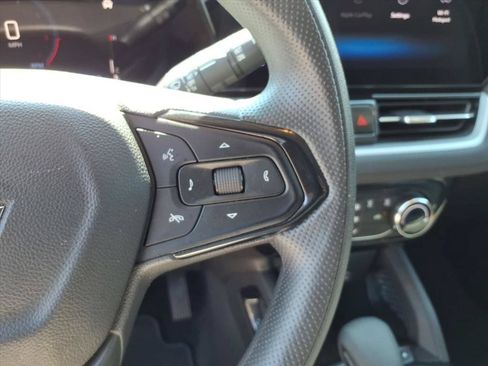 Used 2025 Chevrolet TrailBlazer LT FWD image 28