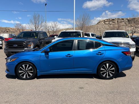Used 2021 Nissan Sentra SV w/ SV Premium Package FWD image 2