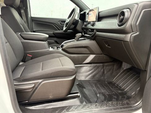 Used 2024 Chevrolet Colorado W/T w/ Safety Package image 36