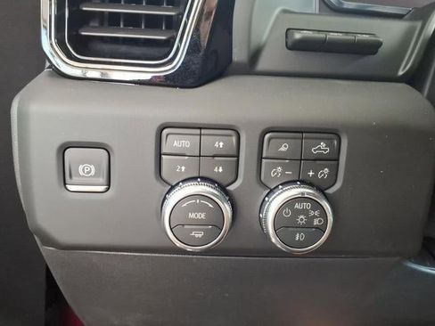 New 2026 GMC Sierra 1500 AT4 AWD/4WD image 15