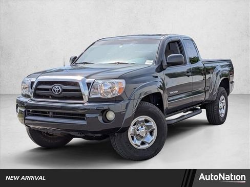 Used 2006 Toyota Tacoma PreRunner RWD image 1