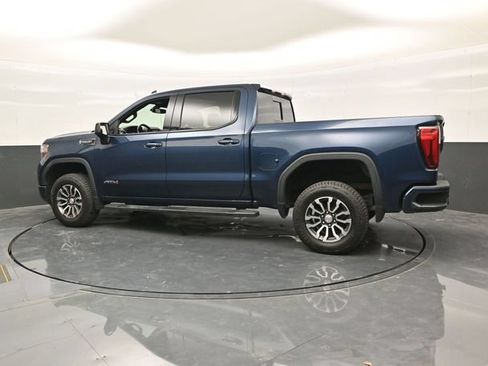 Used 2020 GMC Sierra 1500 AT4 w/ AT4 Premium Package AWD/4WD image 4