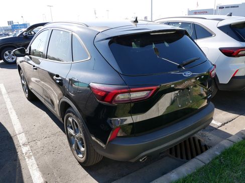 Used 2025 Ford Escape ST-Line AWD/4WD image 5