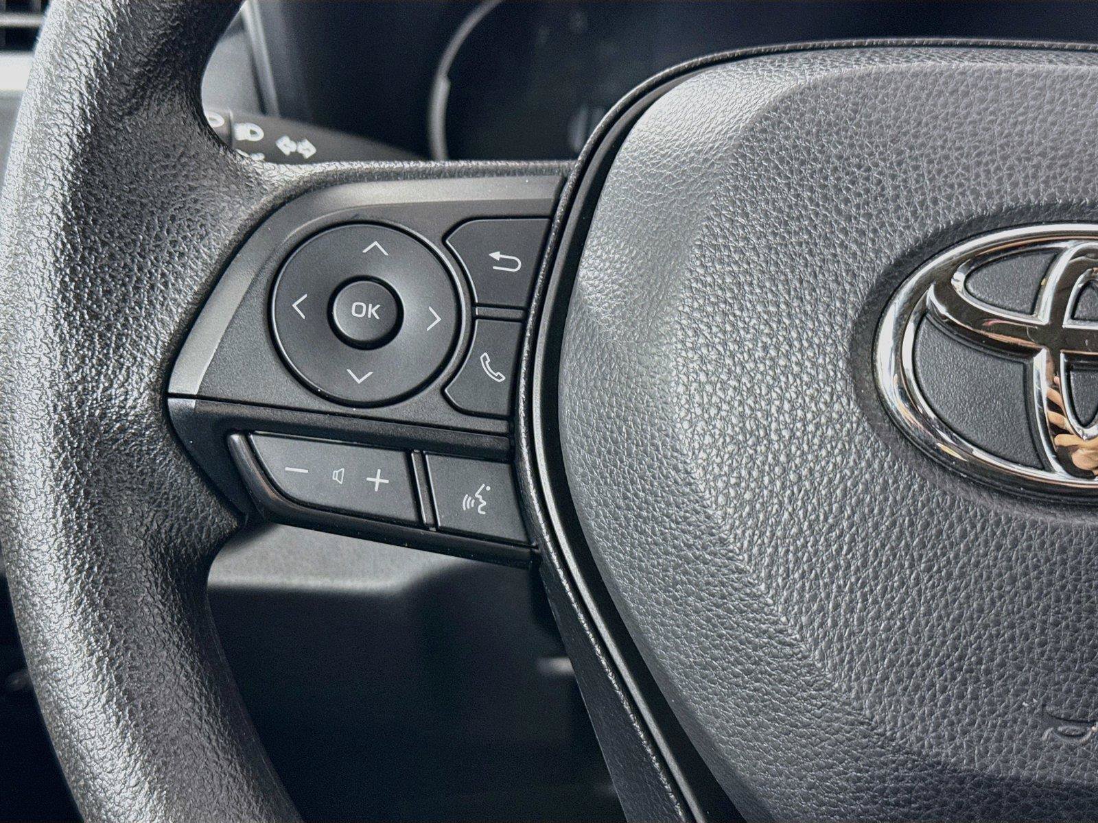 Certified 2025 Toyota RAV4 XLE AWD/4WD image 17