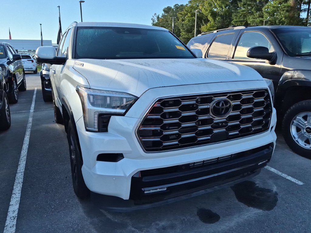 Used 2025 Toyota Sequoia Platinum AWD/4WD image 15