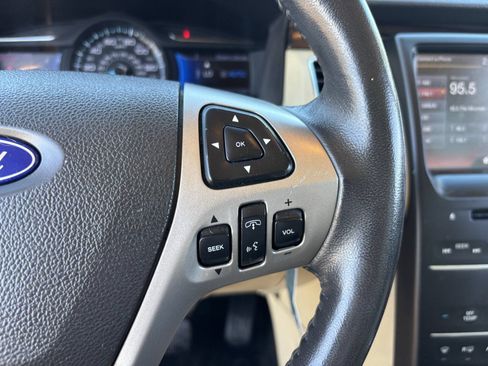 Used 2013 Ford Flex SEL FWD image 29