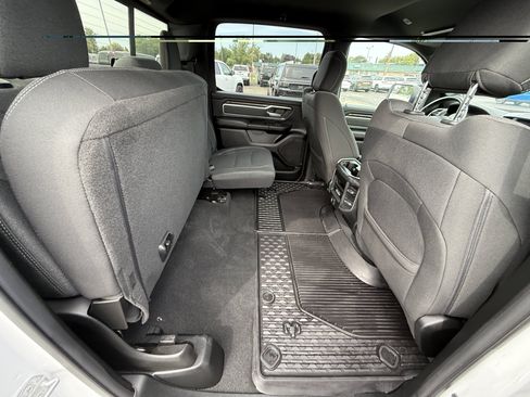 Used 2019 RAM 1500 Big Horn AWD/4WD image 14
