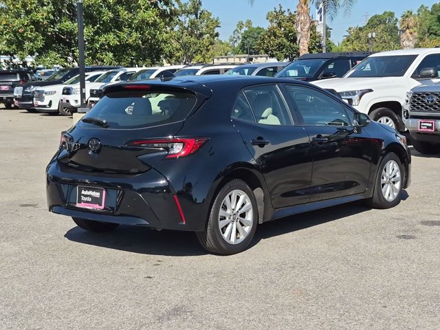 Used 2023 Toyota Corolla SE w/ SE Premium Package FWD image 5