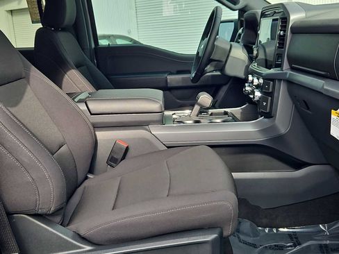 Used 2025 Ford F150 XLT w/ Equipment Group 302A MID image 22