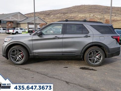 New 2026 Ford Explorer ST-Line w/ ST-Line Street Pack image 26
