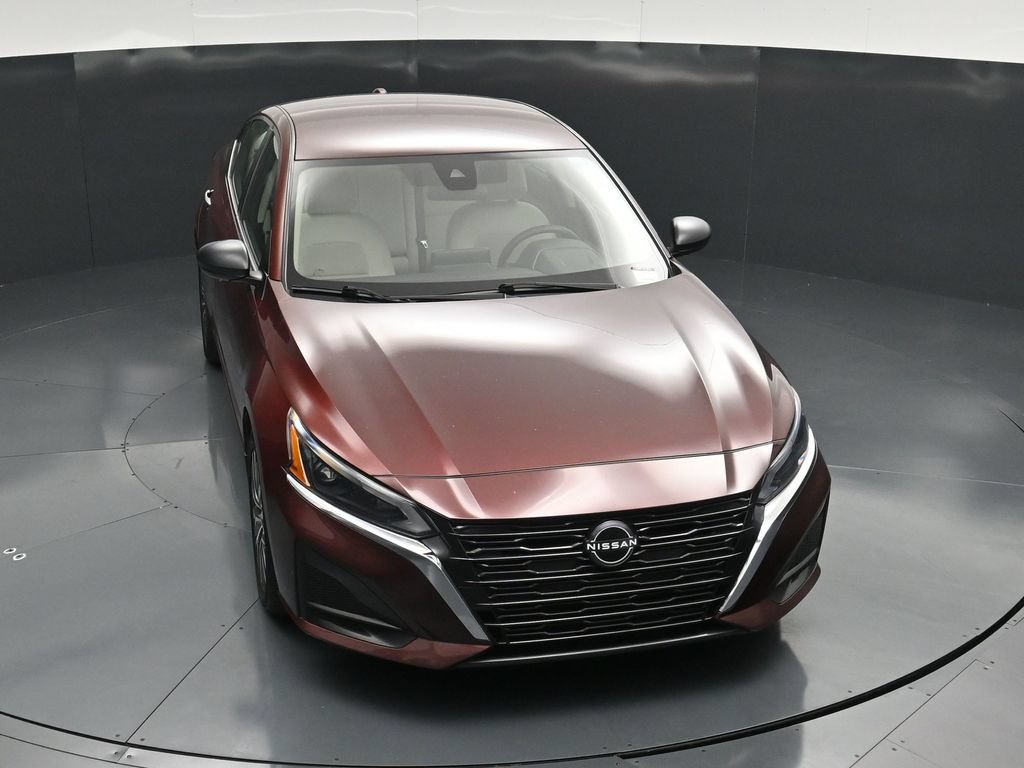 Used 2024 Nissan Altima 2.5 SV FWD image 37