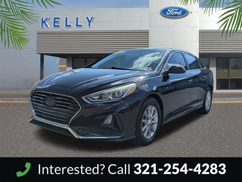 Used 2018 Hyundai Sonata SE FWD image 2