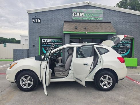 Used 2015 Nissan Rogue S w/ Convenience Package FWD image 32