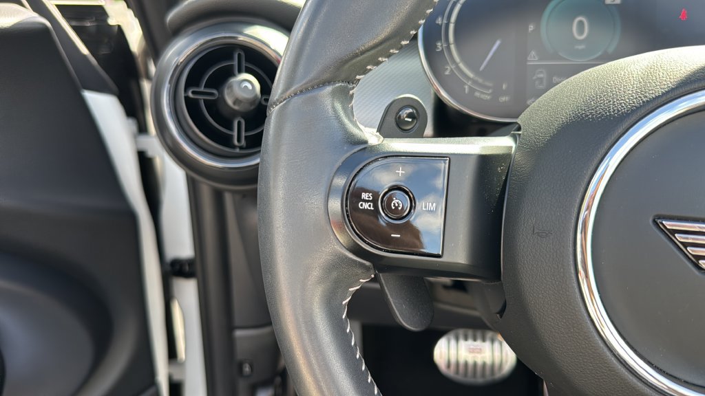 Used 2024 MINI Cooper S FWD image 26