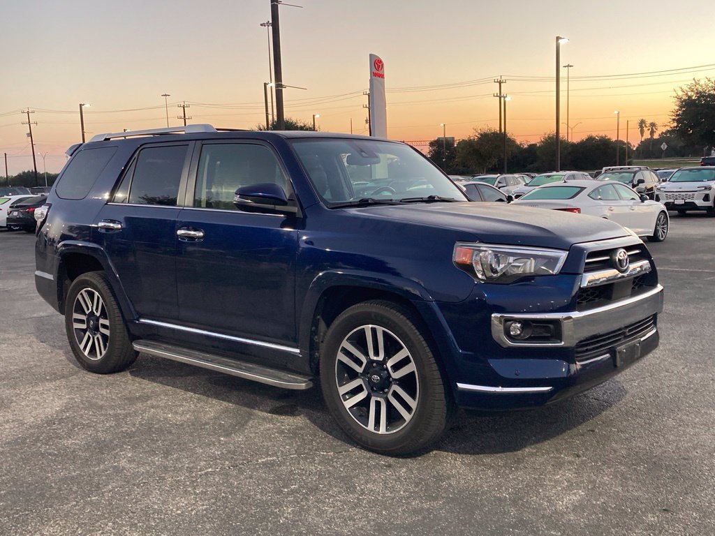 Used 2022 Toyota 4Runner Limited RWD image 3