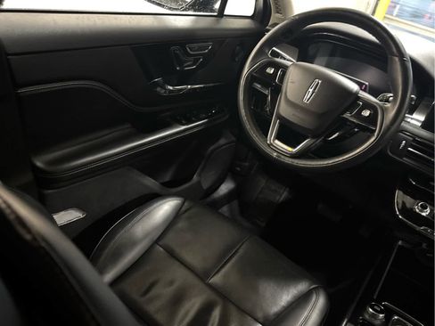 Used 2023 Lincoln Corsair Reserve w/ Equipment Group 202A image 12