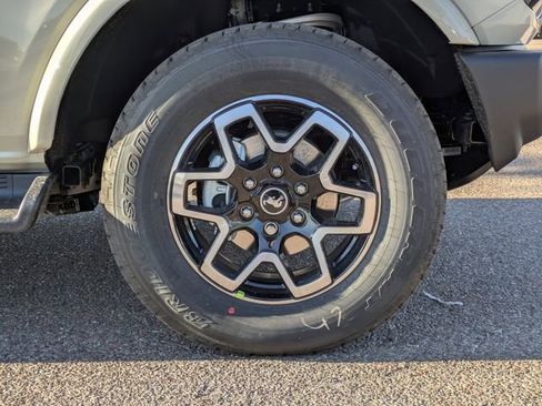 New 2026 Ford Bronco Outer Banks image 43