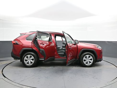 Certified 2020 Toyota RAV4 LE w/ All Weather Liner Package image 41
