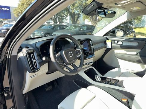 New 2026 Volvo XC40 B5 Plus w/ Protection Package Premier image 10