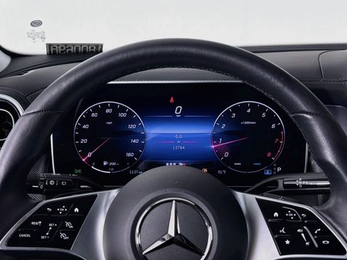 Certified 2024 Mercedes-Benz GLC 300 image 20