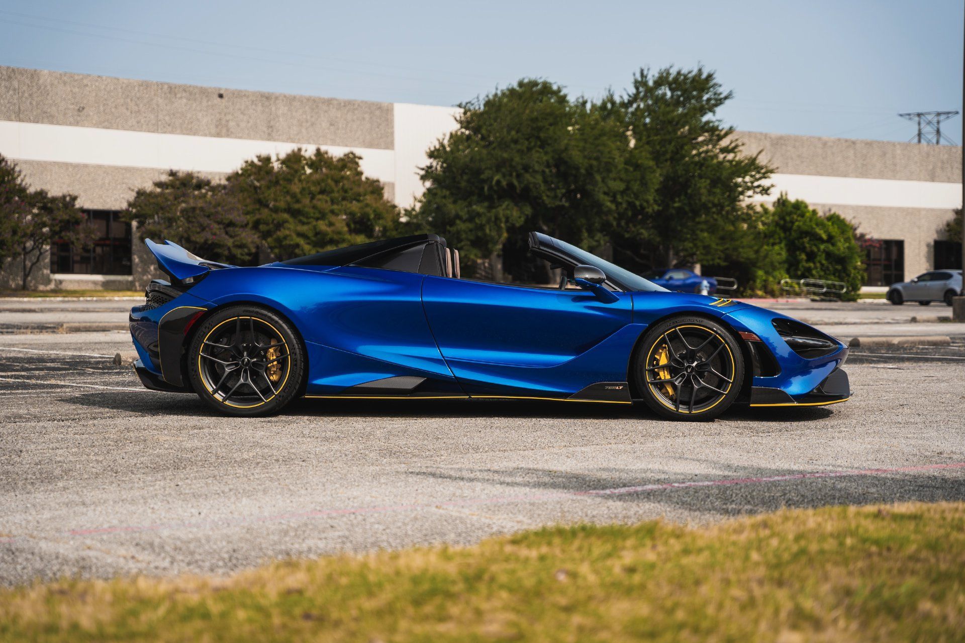 Used 2022 McLaren 765LT RWD image 29