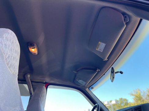 Used 2000 Ford F250 XLT image 53