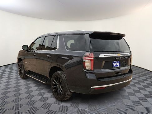 Used 2024 Chevrolet Tahoe LT RWD image 3