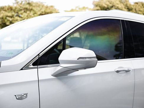 Used 2024 Cadillac XT6 Premium Luxury w/ Technology Package image 11