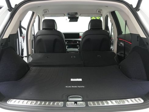 New 2026 Genesis GV70 2.5T AWD/4WD image 24