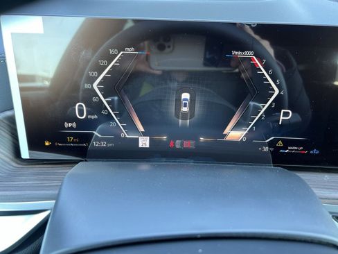 New 2026 BMW X5 xDrive40i w/ M Sport Package image 14