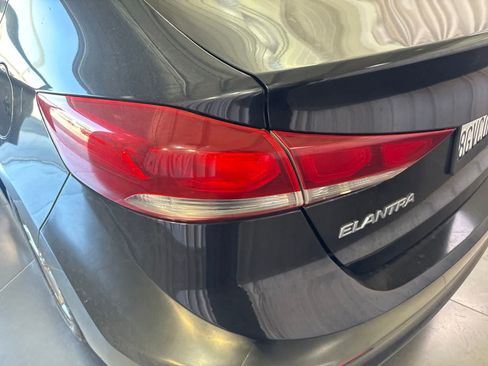 Used 2018 Hyundai Elantra Value Edition w/ Cargo Package FWD image 13