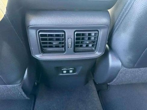 Used 2020 Toyota RAV4 XLE w/ Convenience Package AWD/4WD image 16
