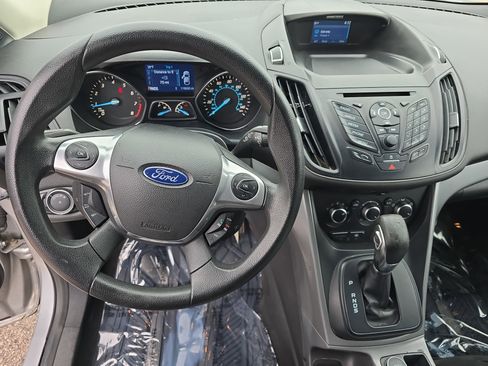 Used 2014 Ford Escape SE image 18