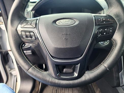 Used 2018 Ford Explorer Platinum AWD/4WD image 20