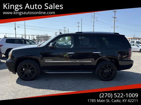 Used 2011 GMC Yukon Denali image 1