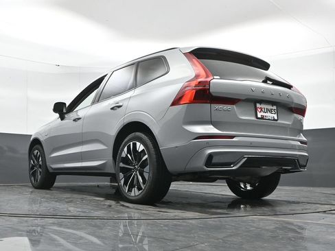 New 2026 Volvo XC60 T8 Plus w/ Protection Package Premier AWD/4WD image 46