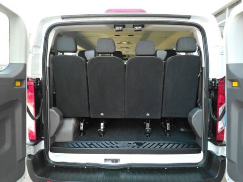 Used 2023 Ford Transit 350 XLT image 21