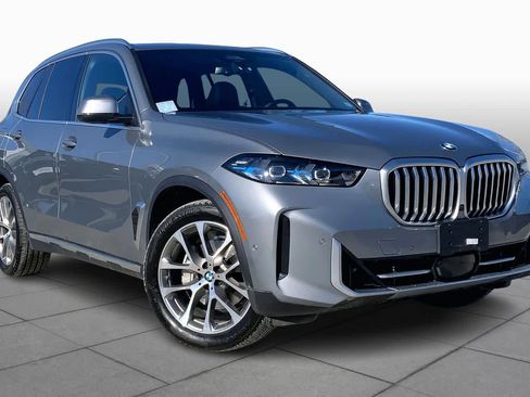 Certified 2025 BMW X5 xDrive40i w/ Premium Package image 2