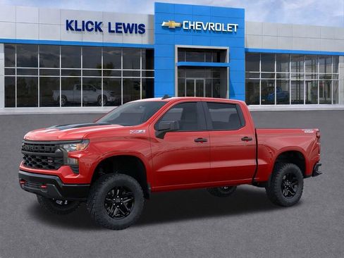 New 2026 Chevrolet Silverado 1500 Custom Trail Boss AWD/4WD image 2