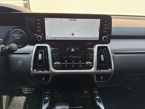 Used 2021 Kia Sorento SX Prestige AWD/4WD image 22