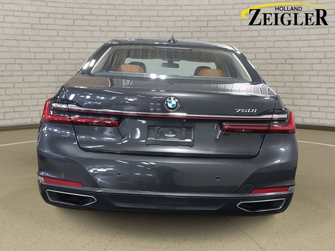 Used 2020 BMW 750i xDrive image 6