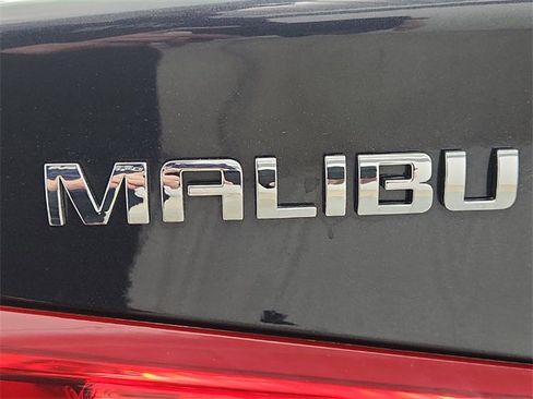 Used 2022 Chevrolet Malibu LS image 24