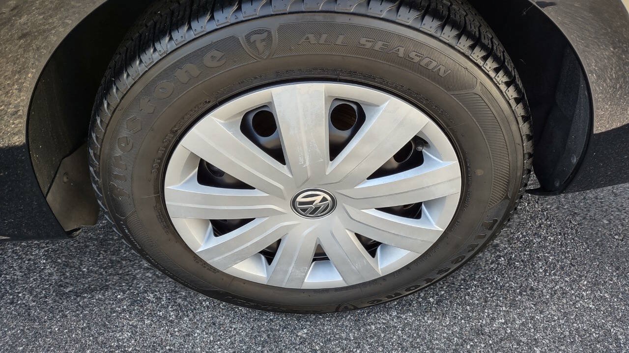 Used 2015 Volkswagen Jetta S FWD image 35