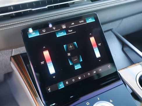 Certified 2025 Cadillac Escalade Sport Platinum w/ LPO, Floor Liner Package image 18