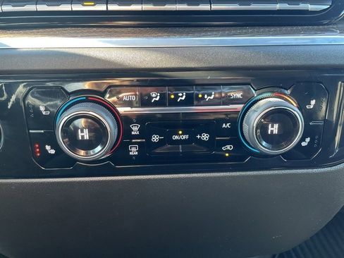 Certified 2022 Chevrolet Silverado 1500 RST w/ Z71 Off-Road Package image 26