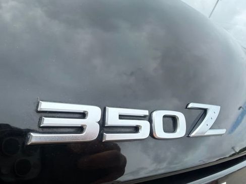 Used 2006 Nissan 350Z Touring RWD image 9