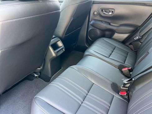 New 2026 Honda HR-V EX-L image 13