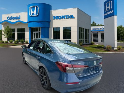 Used 2025 Honda Civic Sport image 4