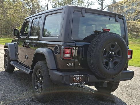 Used 2023 Jeep Wrangler Unlimited Sport AWD/4WD image 21