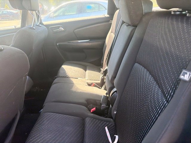 Used 2012 Dodge Journey American Value Package w/ Flexible Seating Group FWD image 17